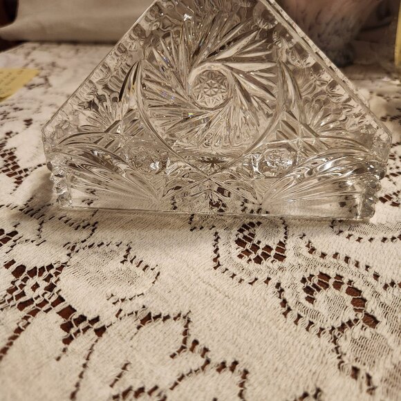 Lead Crystal Napkin Holder - Picture 1 of 3